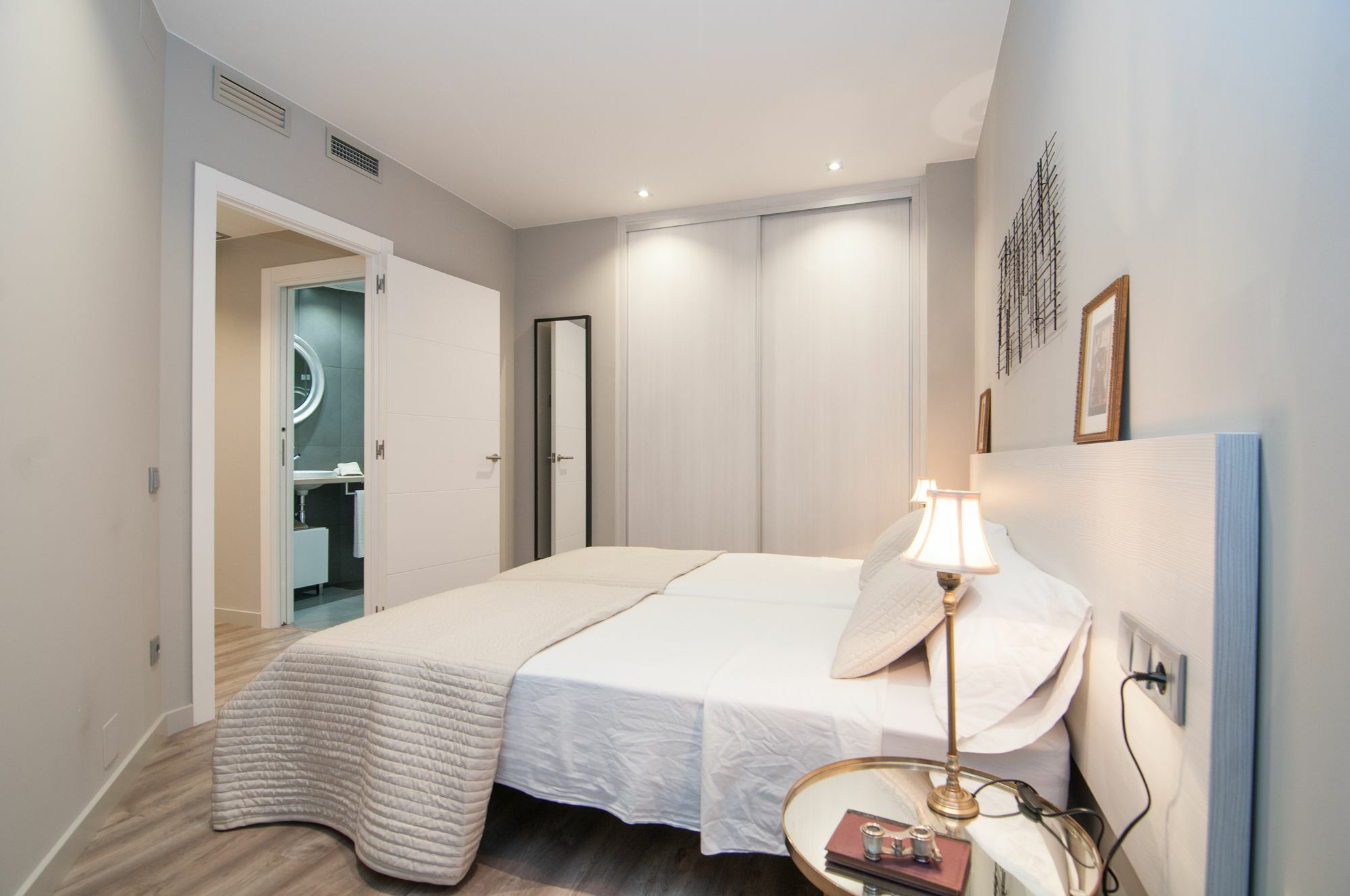 Montaber Apartments - Sagrada Familia Барселона Екстер'єр фото