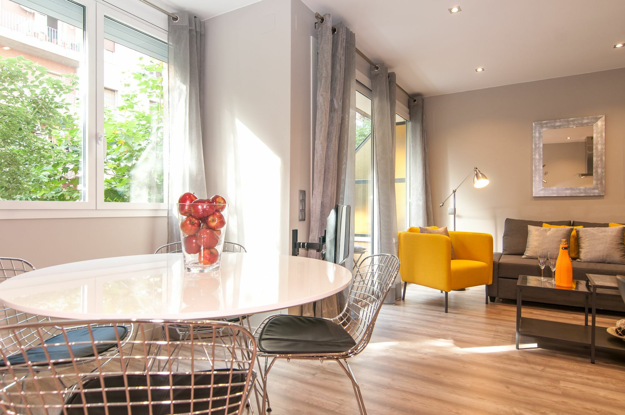 Montaber Apartments - Sagrada Familia Барселона Екстер'єр фото